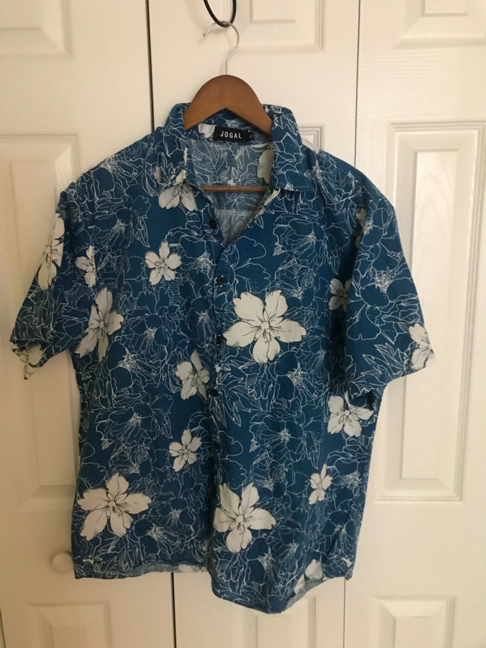 2 Jogal Men's Floral Short-Sleeve Button-Down Shirts. (Teal blue) (white/maroon)